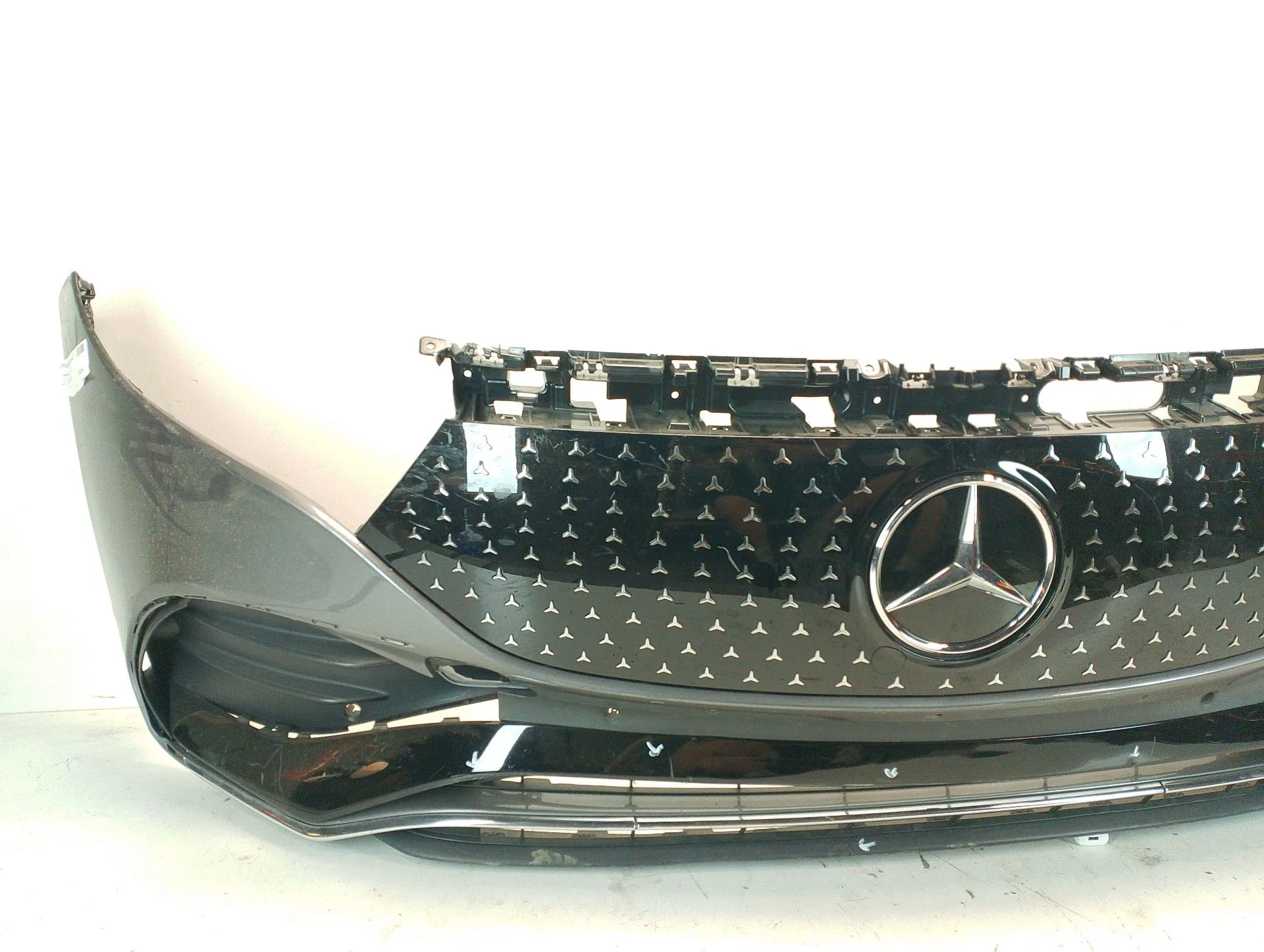 Paragolpes Delantero para Mercedes-Benz Eqb (X243)