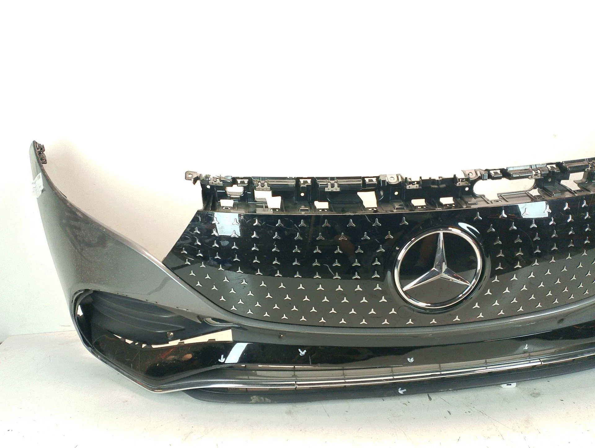 Paragolpes Delantero para Mercedes-Benz Eqb (X243)
