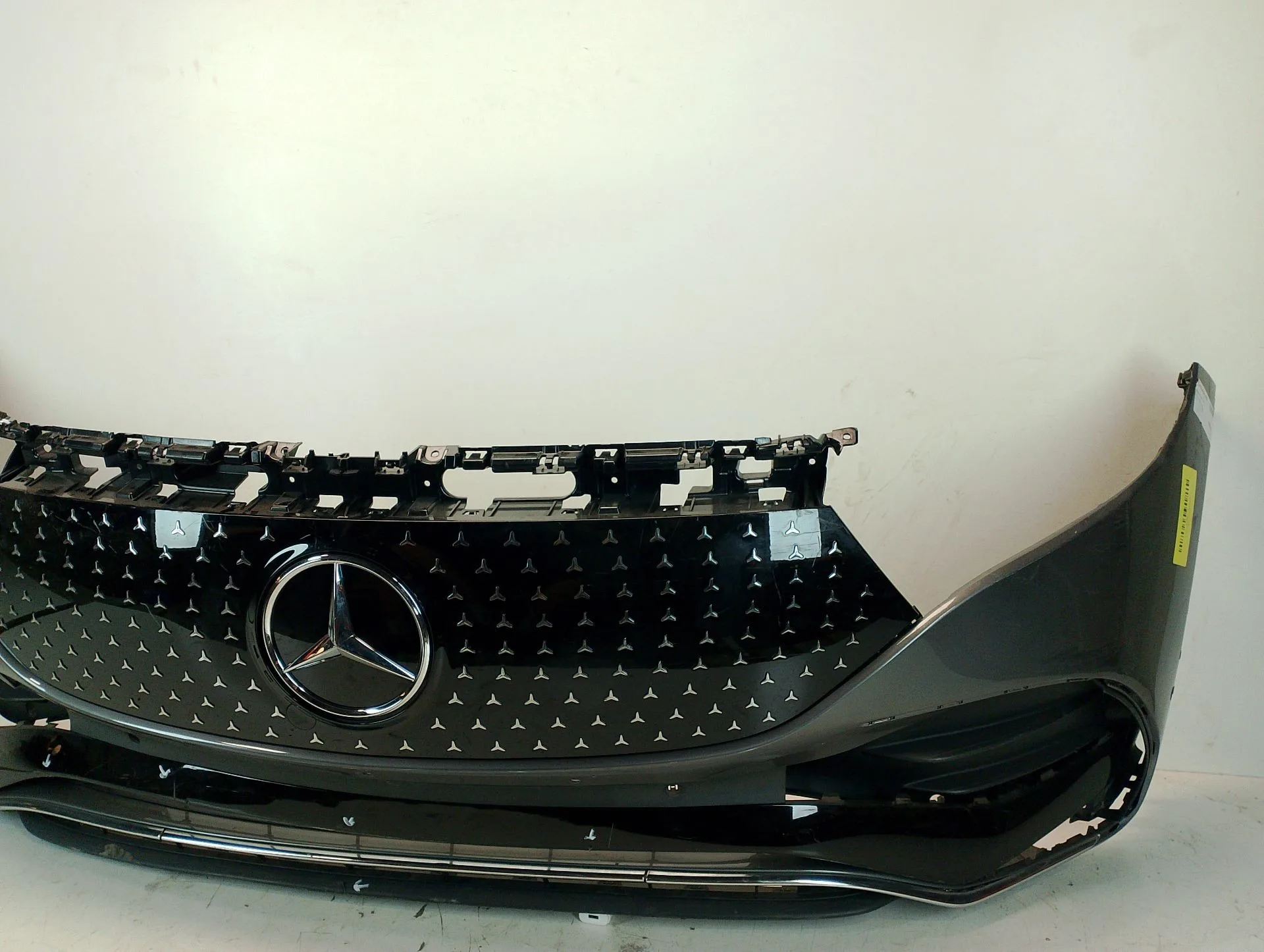 Paragolpes Delantero para Mercedes-Benz Eqb (X243)