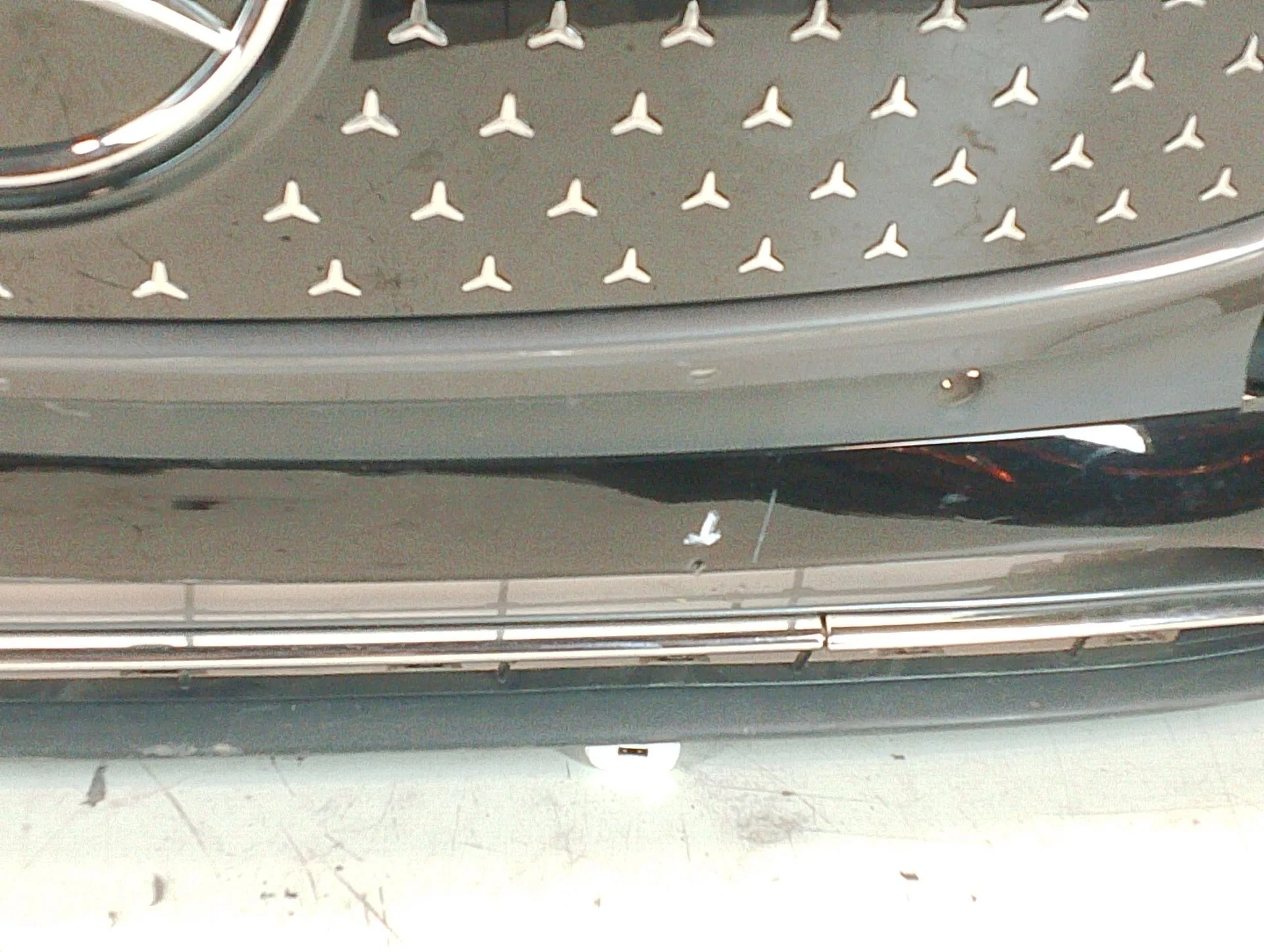 Paragolpes Delantero para Mercedes-Benz Eqb (X243)