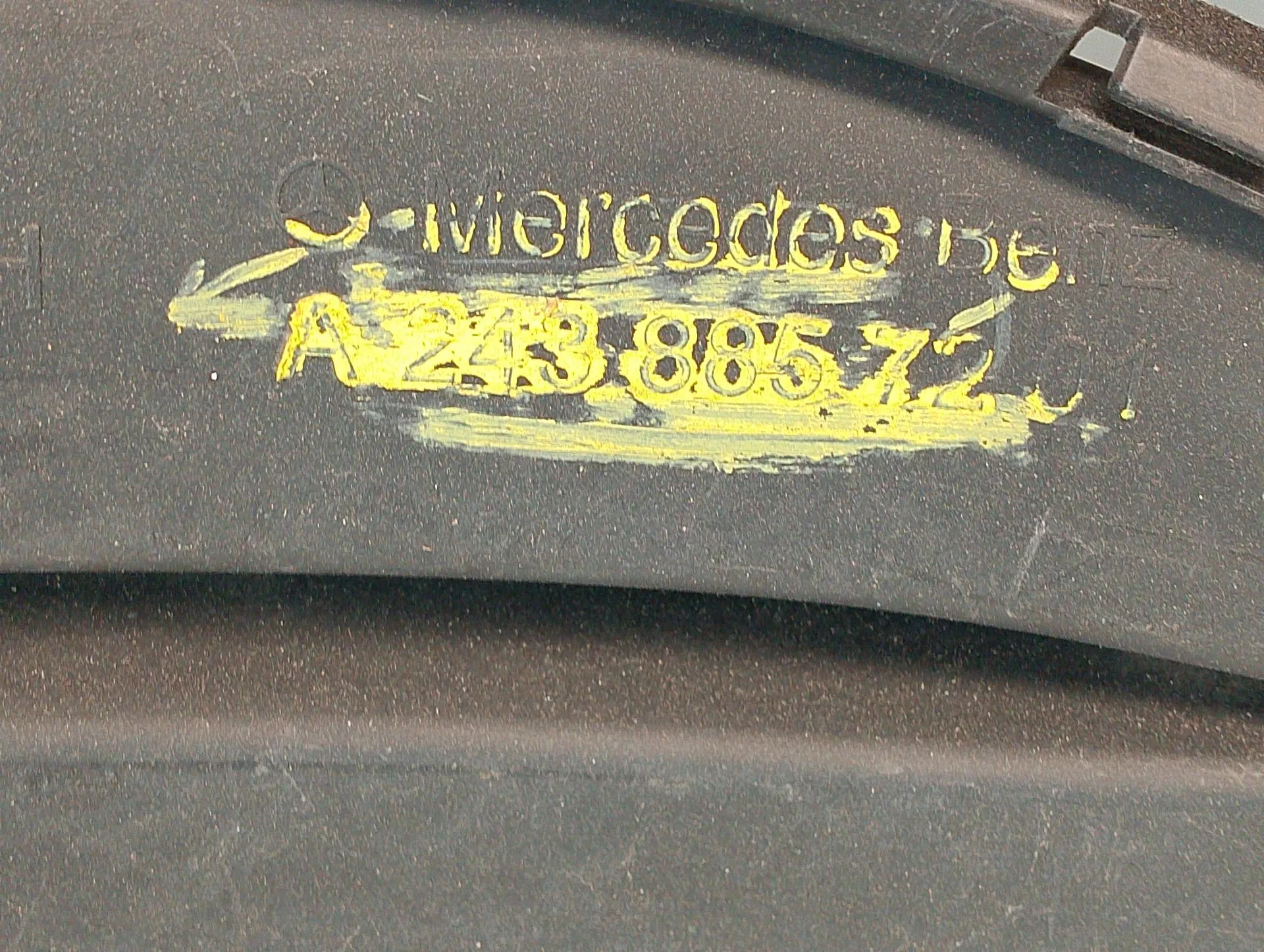 Paragolpes Delantero para Mercedes-Benz Eqb (X243)