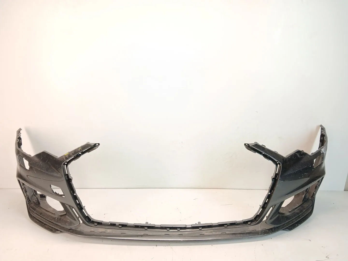 Paragolpes Delantero para Audi A6 C8 (4A2)