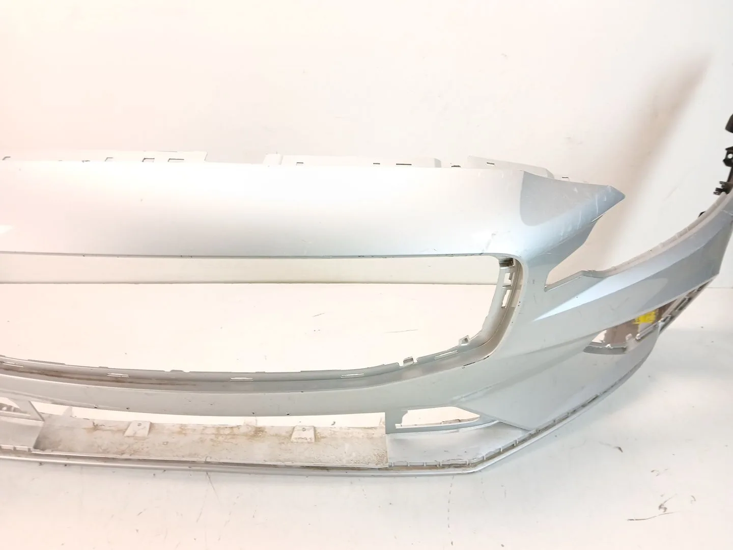 Paragolpes Delantero para Volvo V60 I (155)
