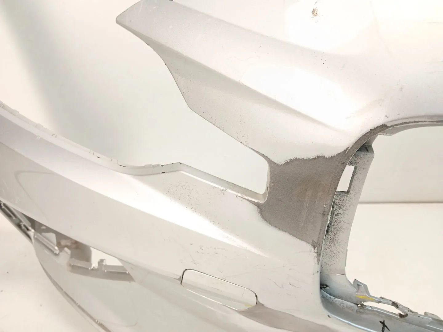 Paragolpes Delantero para Volvo V60 I (155)
