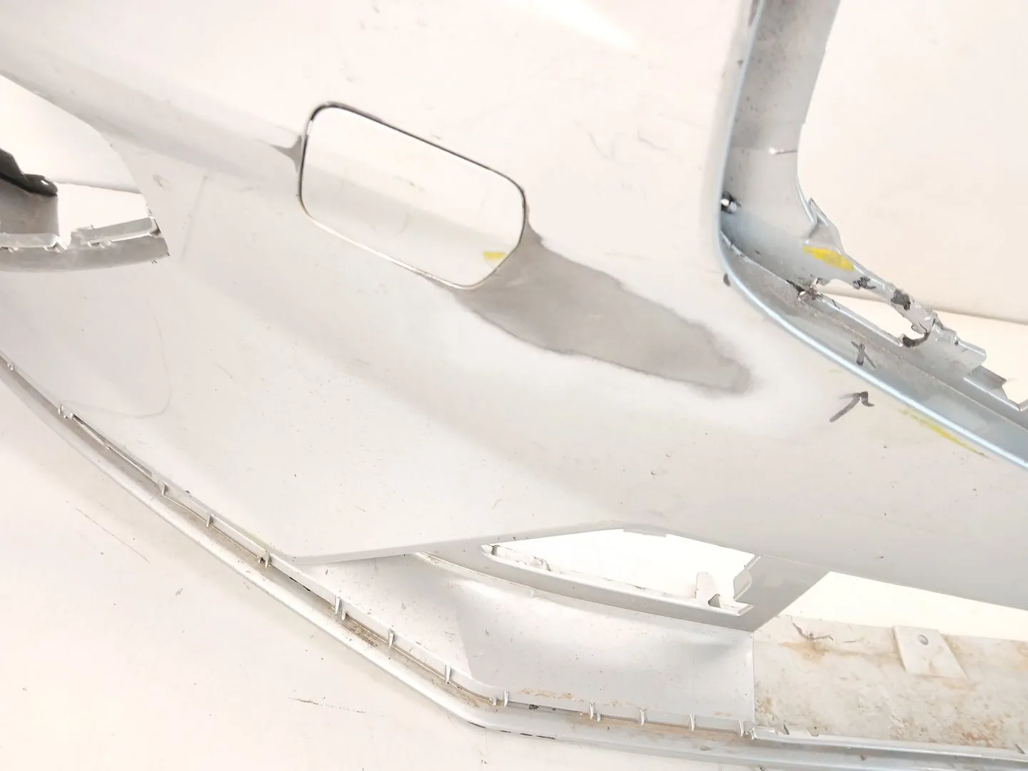 Paragolpes Delantero para Volvo V60 I (155)