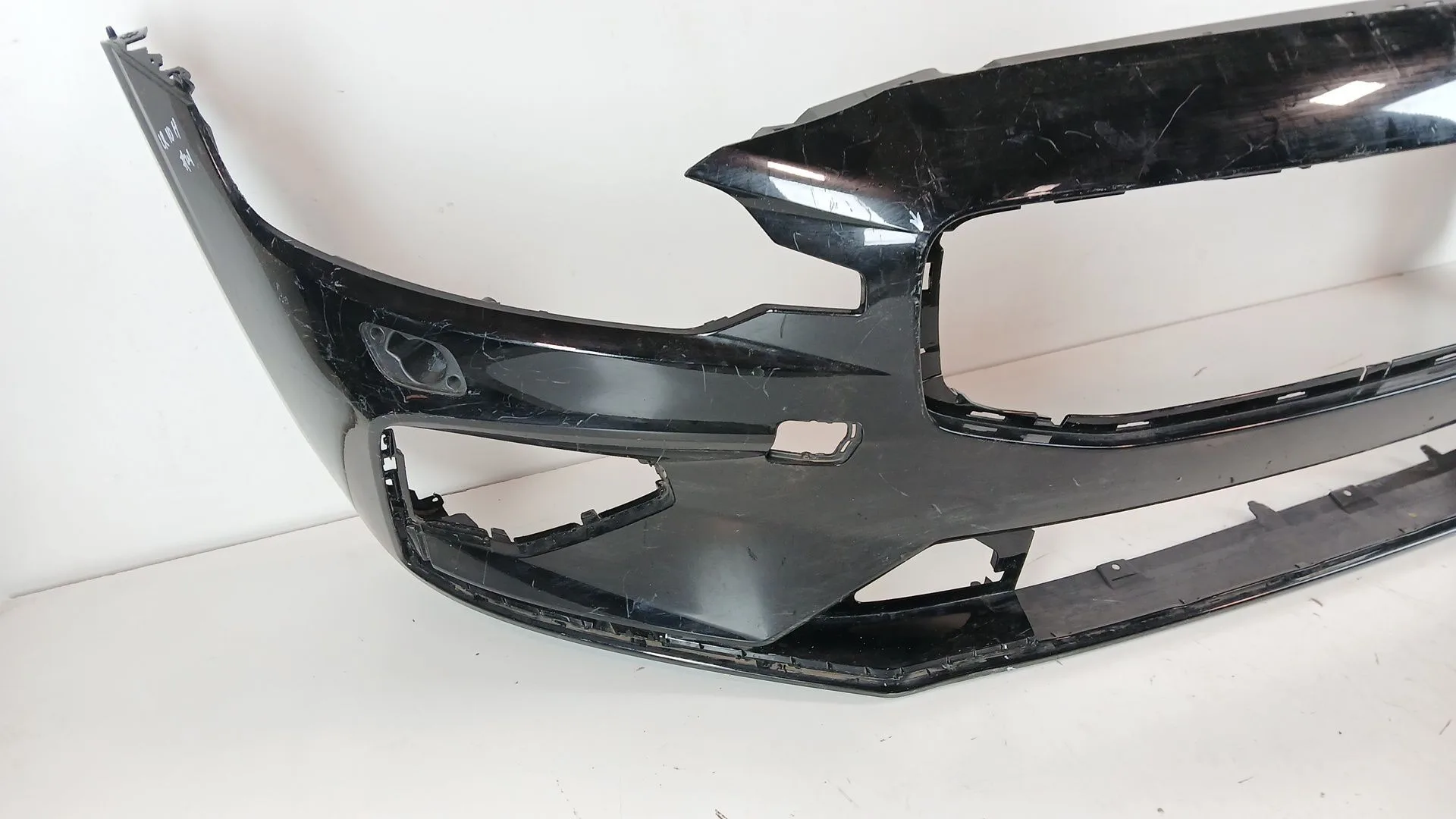 Paragolpes Delantero para Volvo V60 Ii (225)