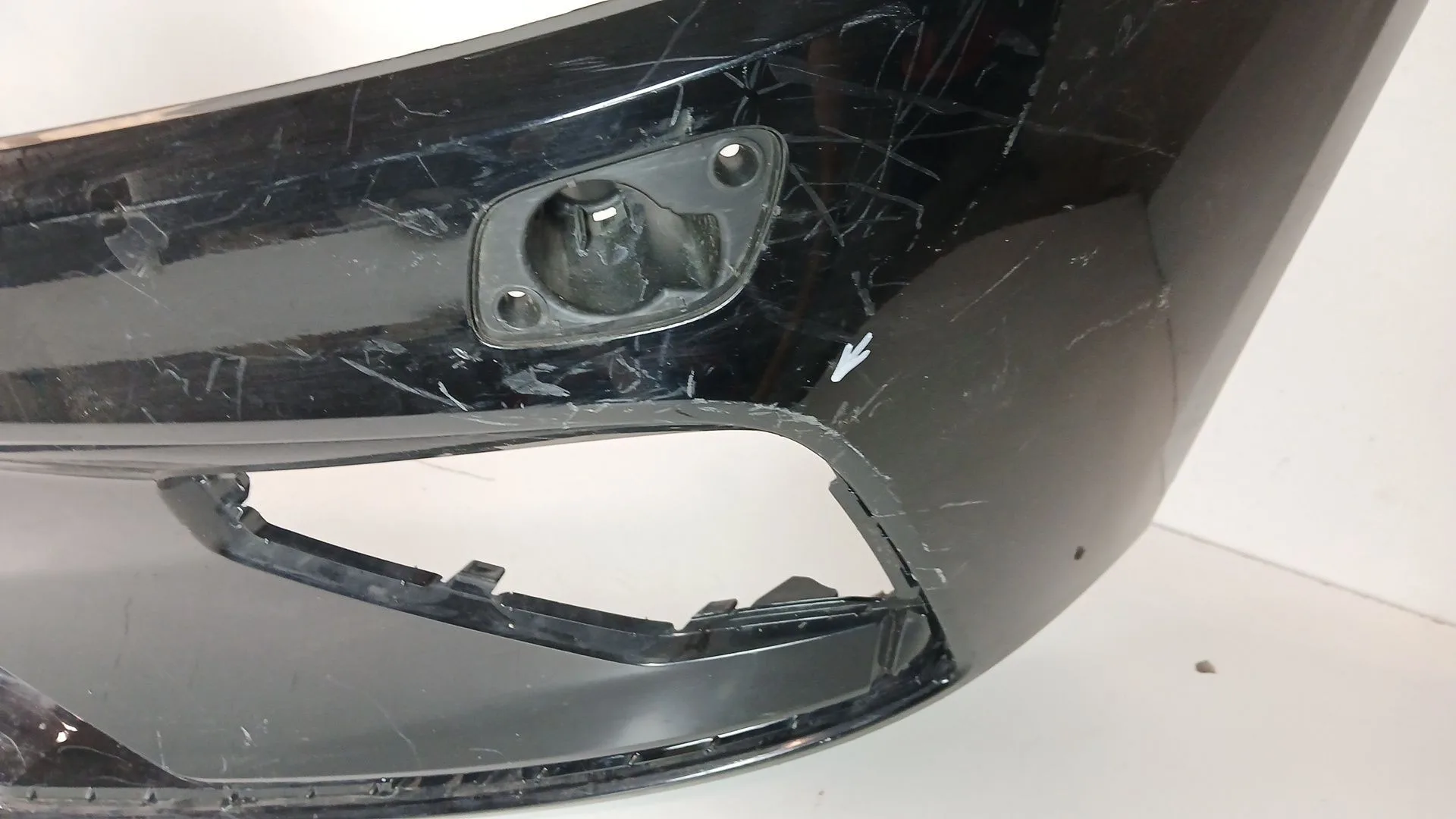 Paragolpes Delantero para Volvo V60 Ii (225)