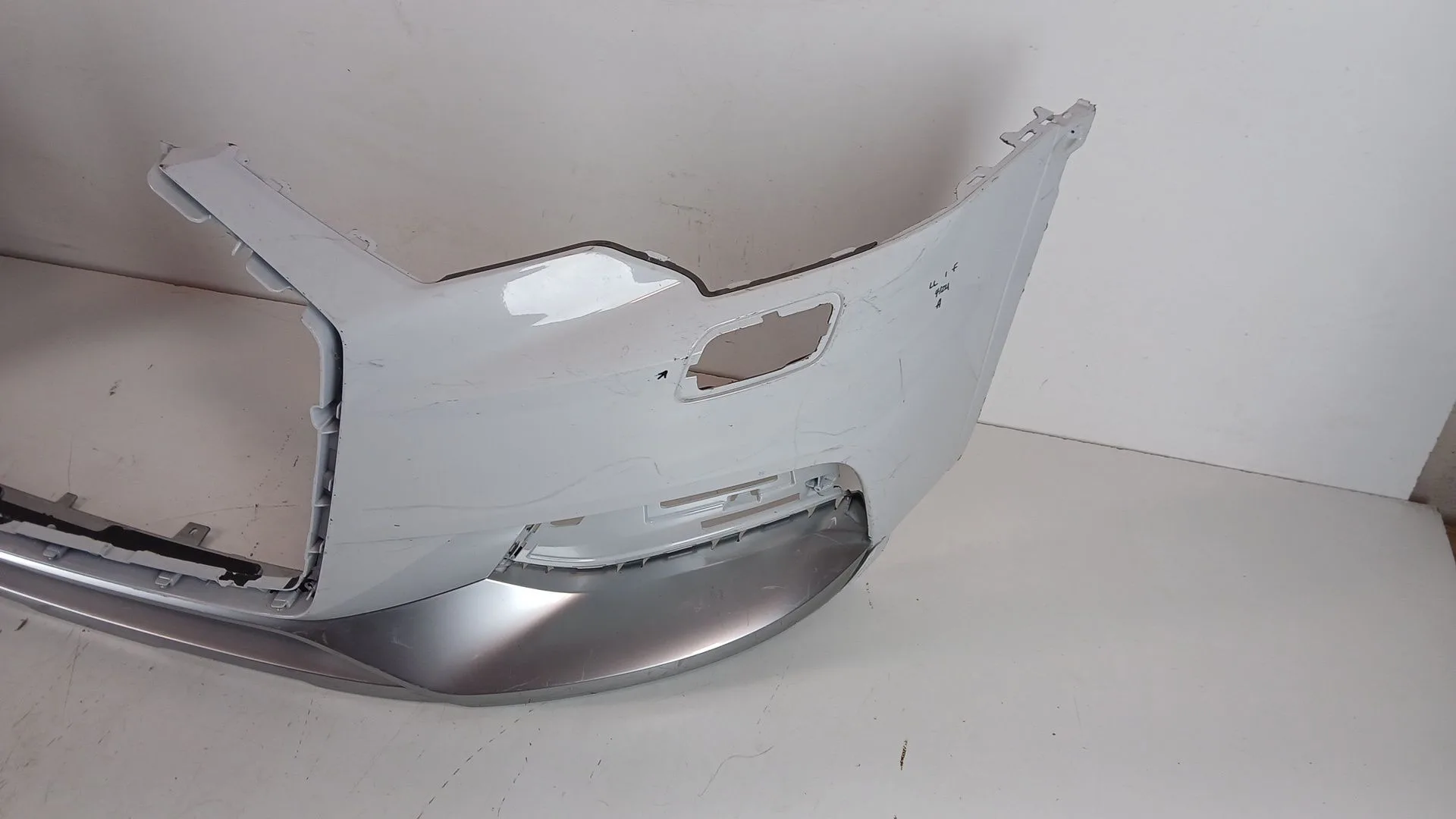 Paragolpes Delantero para Audi A6 Allroad C8 (4Ah)