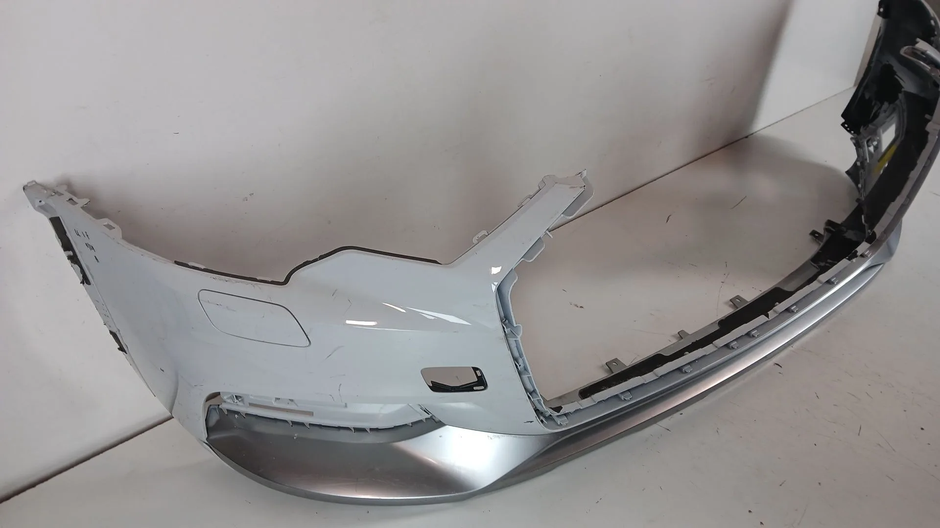 Paragolpes Delantero para Audi A6 Allroad C8 (4Ah)