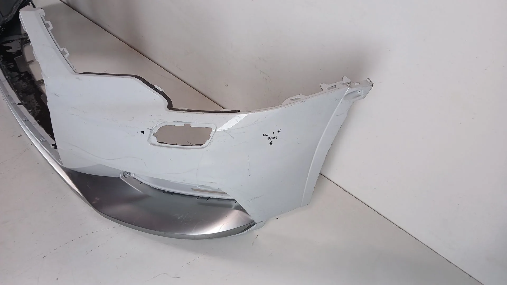 Paragolpes Delantero para Audi A6 Allroad C8 (4Ah)