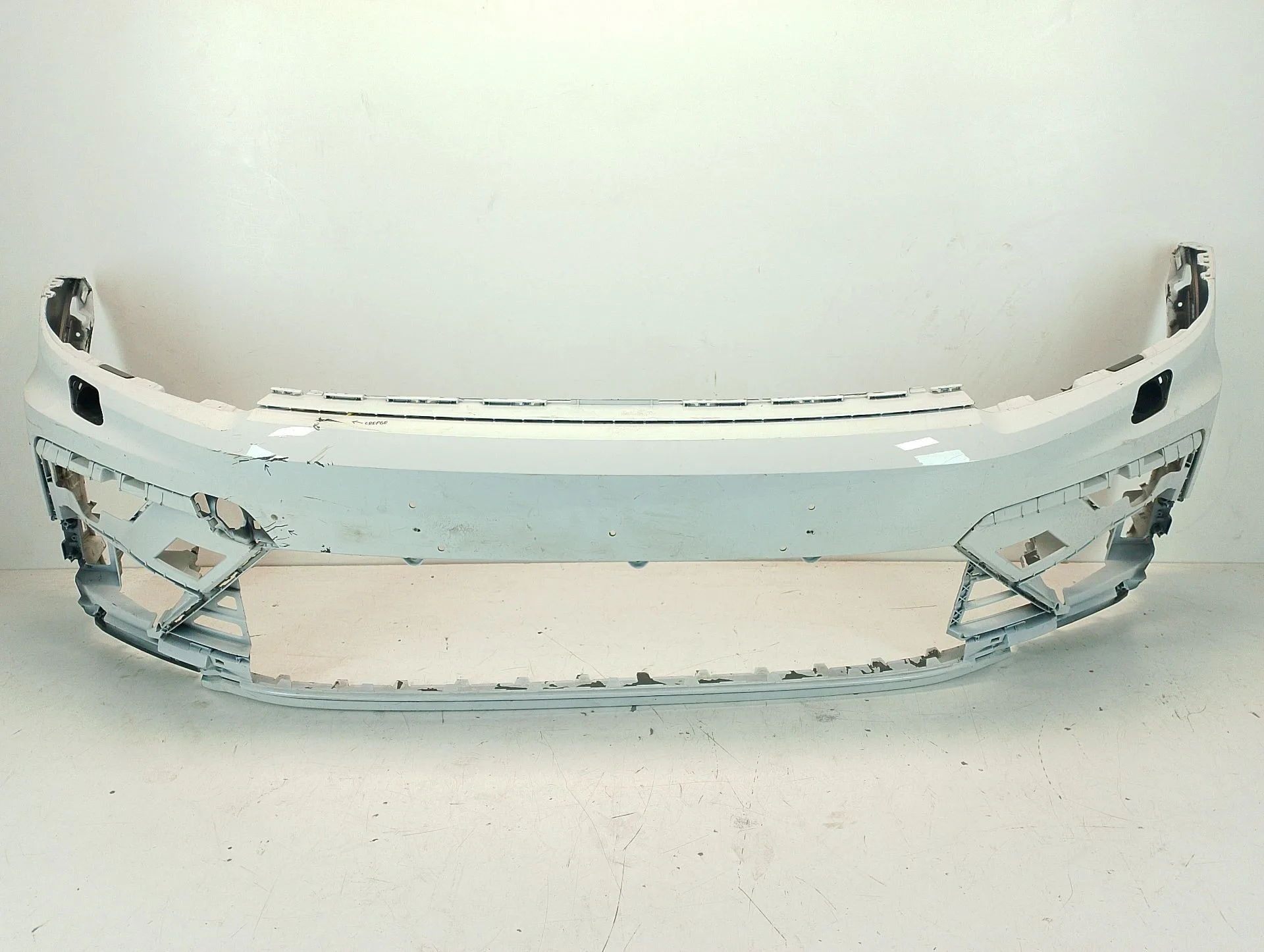 Paragolpes Delantero para Volkswagen Tiguan (Ad1, Ax1)