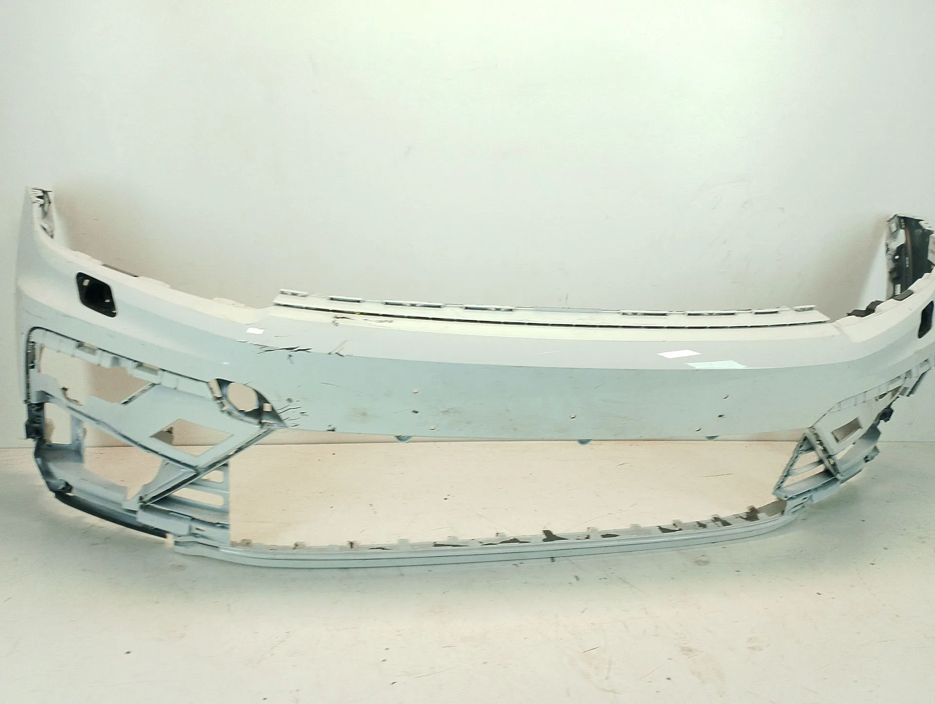 Paragolpes Delantero para Volkswagen Tiguan (Ad1, Ax1)