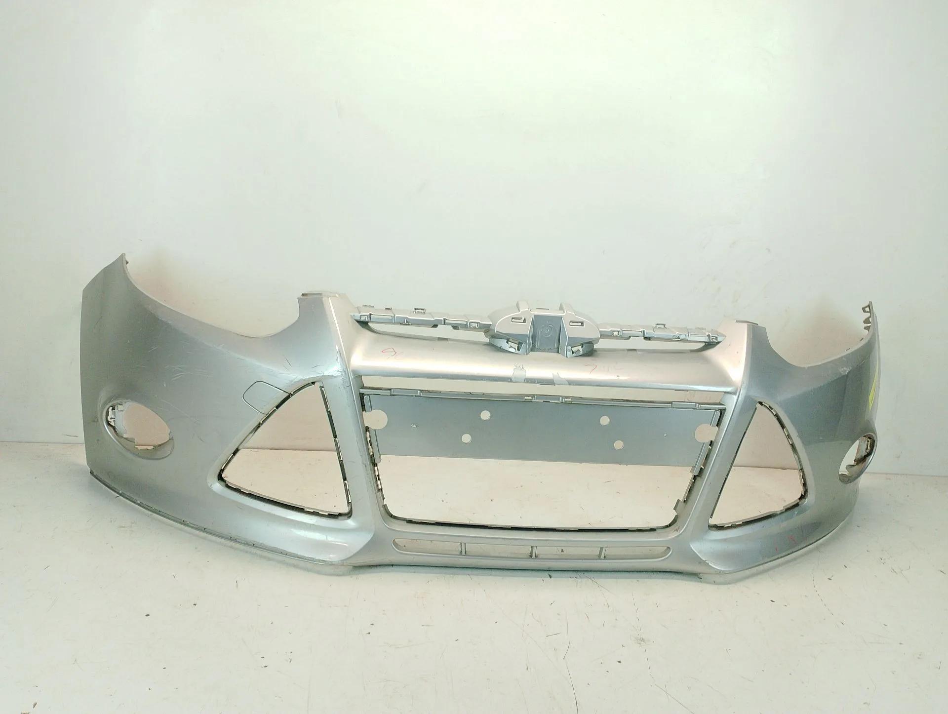 Paragolpes Delantero para Ford Focus Iii