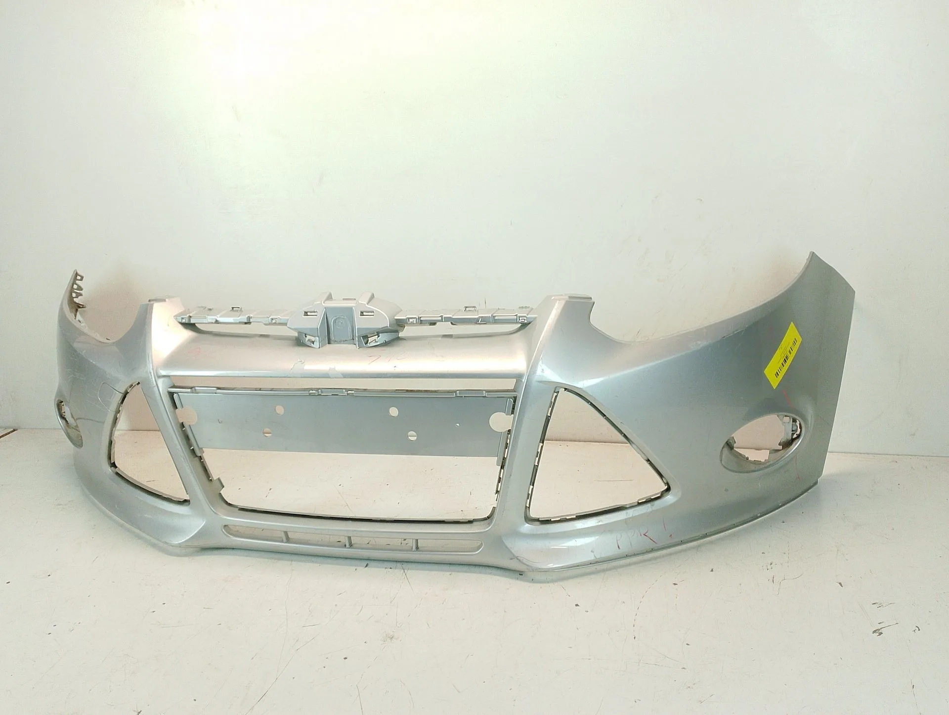Paragolpes Delantero para Ford Focus Iii