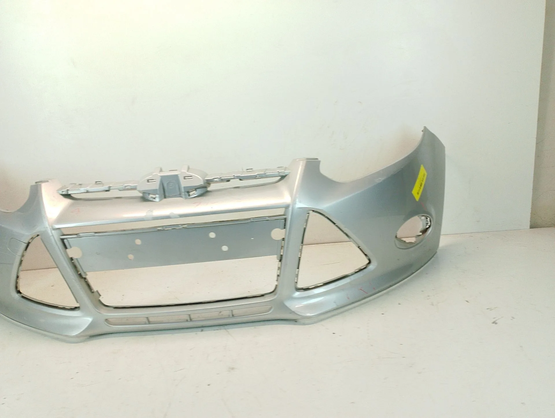Paragolpes Delantero para Ford Focus Iii