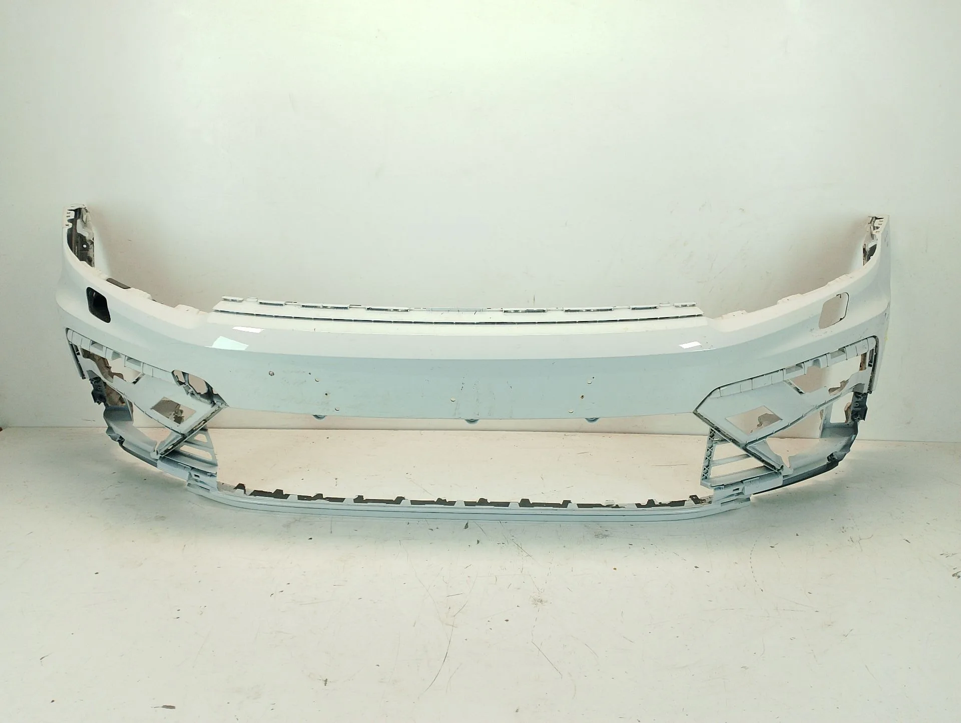 Paragolpes Delantero para Volkswagen Tiguan (5N_)
