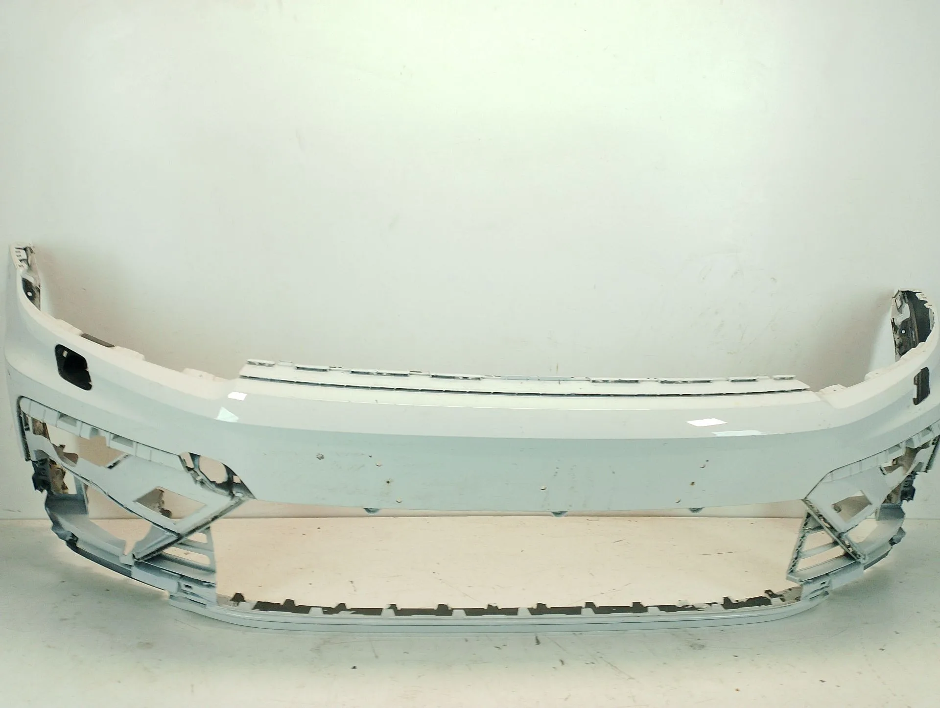 Paragolpes Delantero para Volkswagen Tiguan (5N_)
