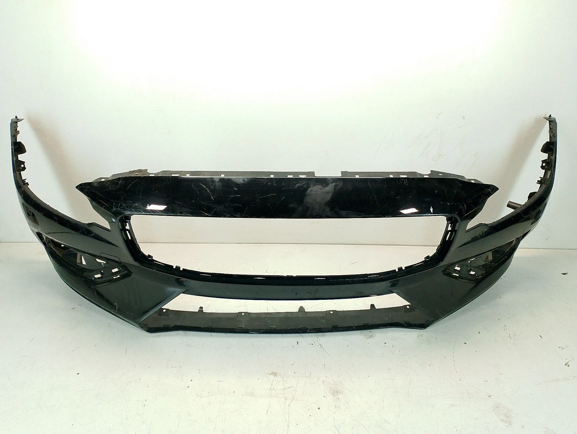 Paragolpes Delantero para Volvo V60 I (155)