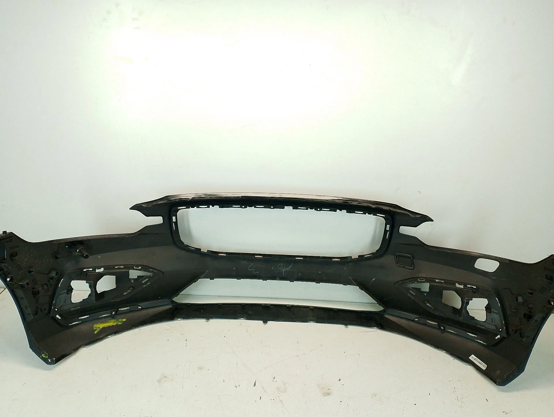 Paragolpes Delantero para Volvo V60 I (155)