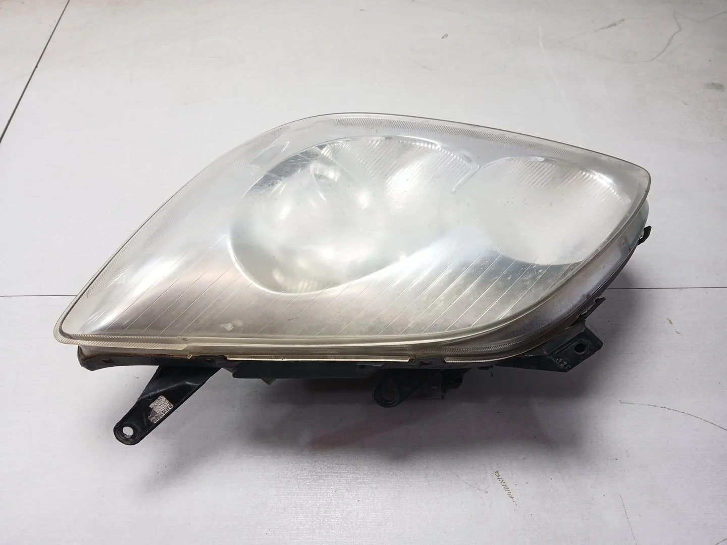Faro Izquierdo para Toyota Avensis (_T25_)
