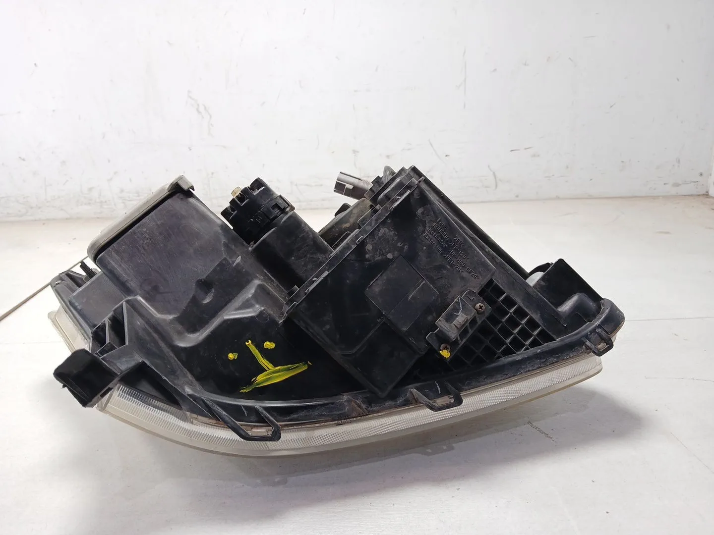 Faro Izquierdo para Toyota Avensis (_T25_)