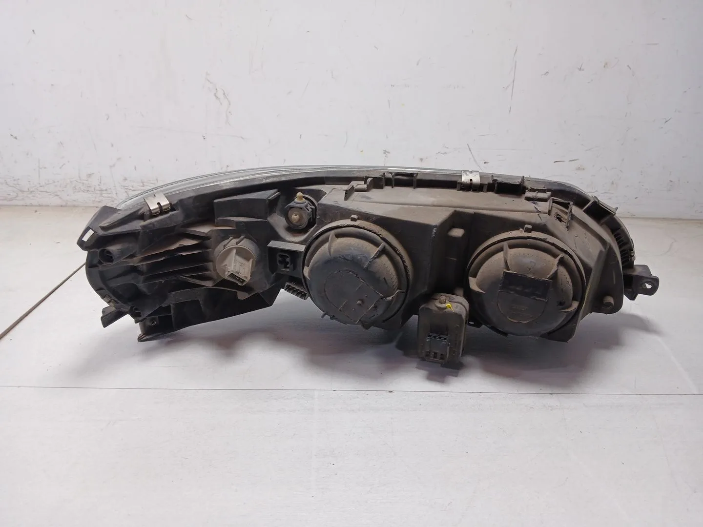 Faro Izquierdo para Volvo S60 I (384)