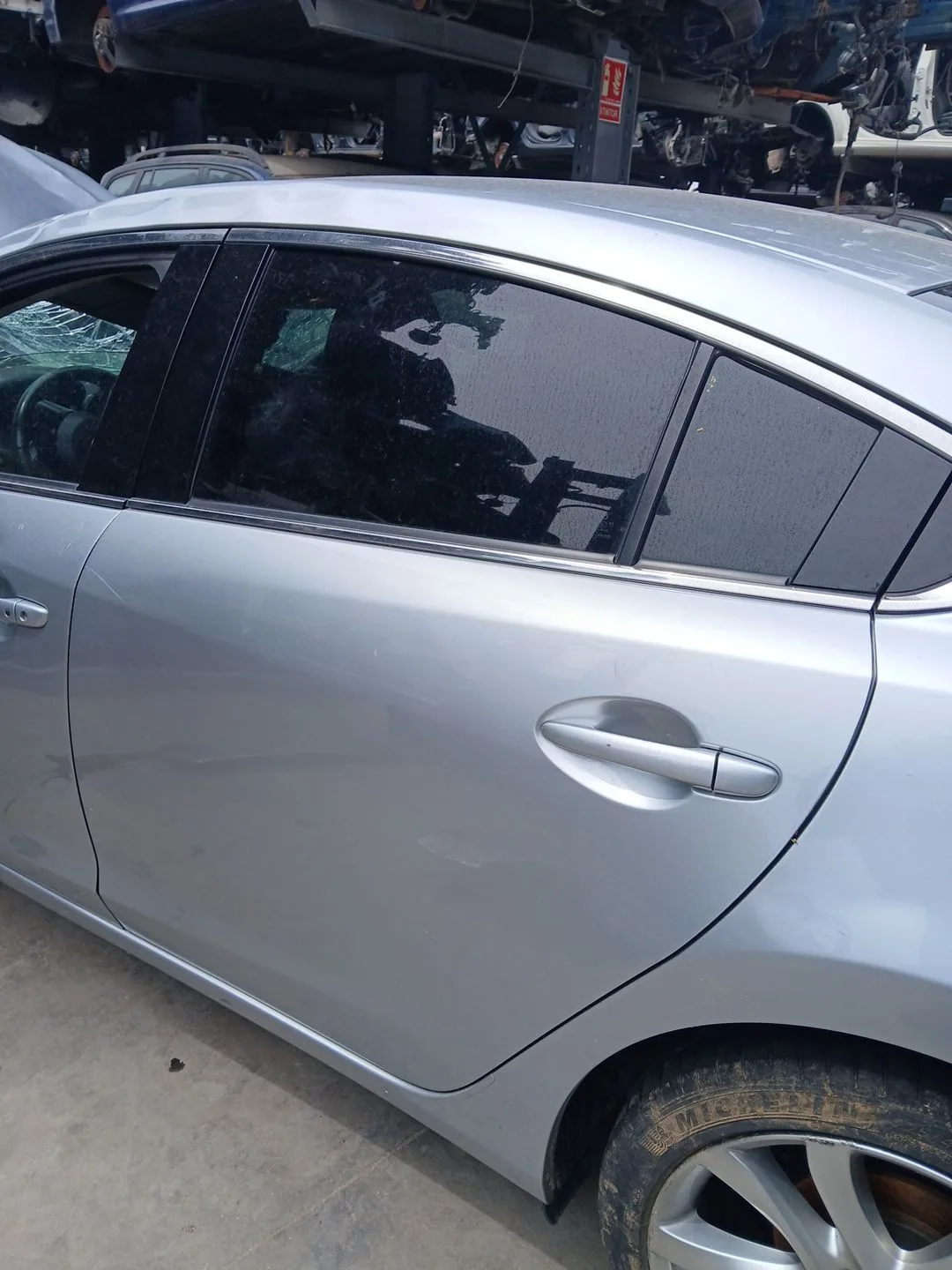 Puerta Trasera Izquierda para Mazda 6 Sedan (Gj, Gl)