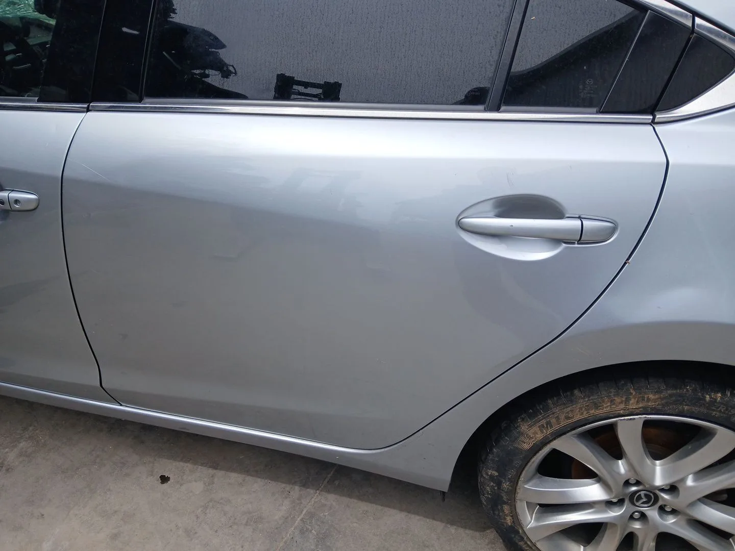 Puerta Trasera Izquierda para Mazda 6 Sedan (Gj, Gl)