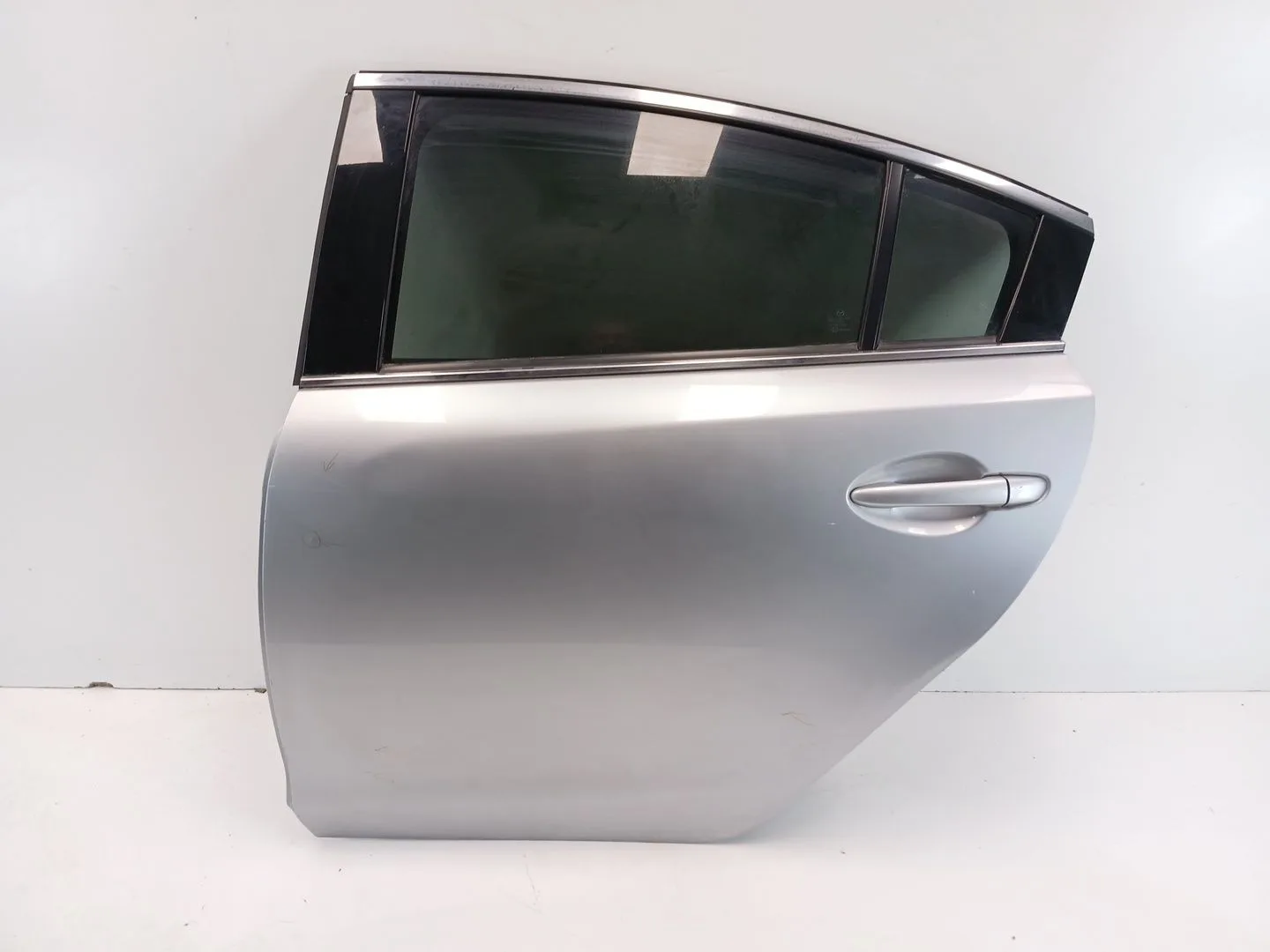 Puerta Trasera Izquierda para Mazda 6 Sedan (Gj, Gl)