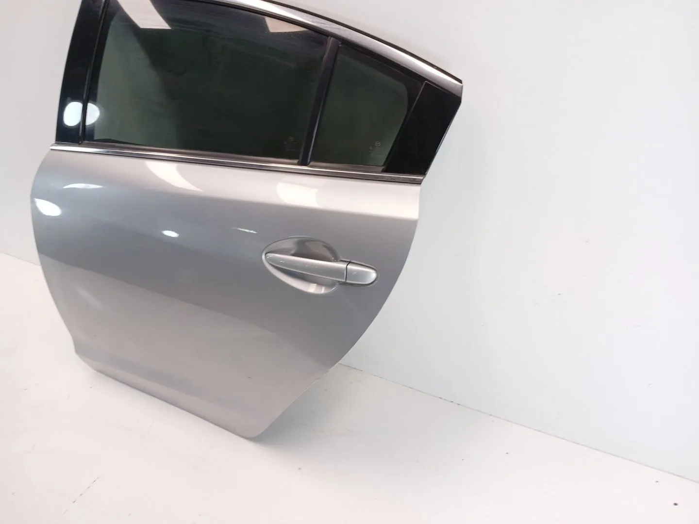 Puerta Trasera Izquierda para Mazda 6 Sedan (Gj, Gl)