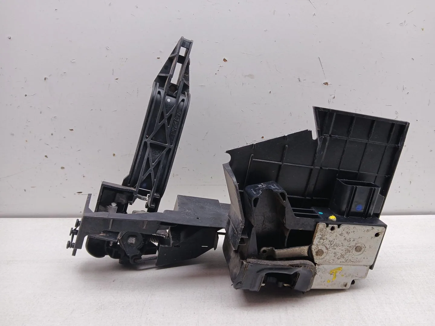 Cerradura Puerta Delantera Izquierda para Ford Fiesta V (Jh_, Jd_)