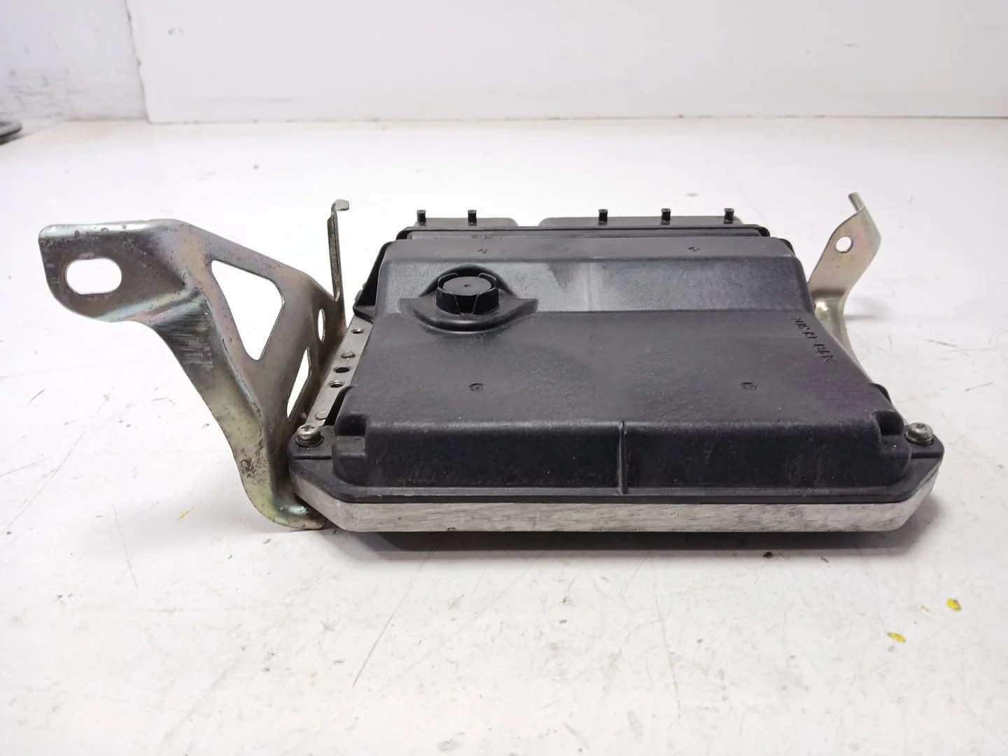 Centralita Motor Uce para Toyota Auris (_E15_)