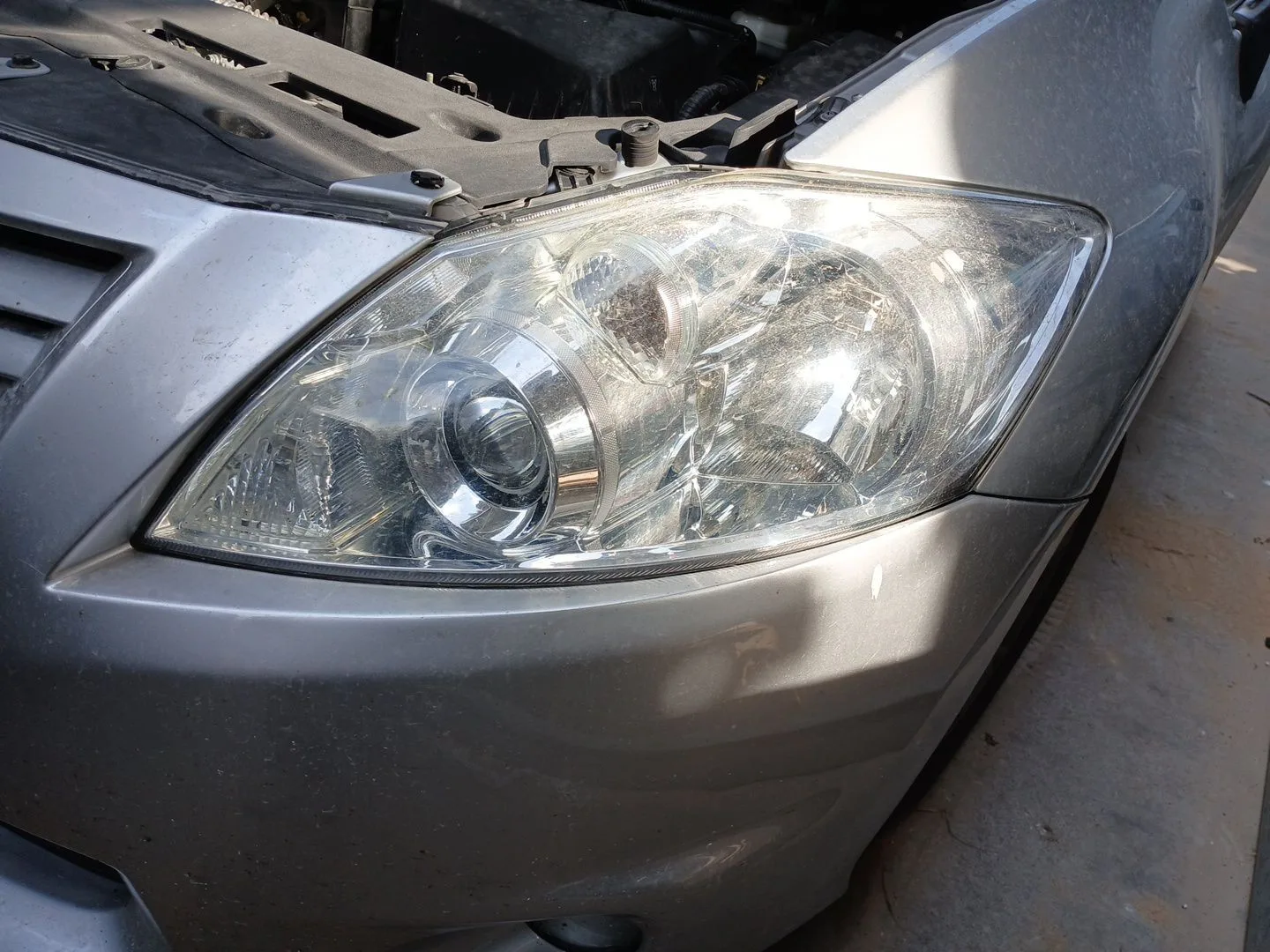 Faro Izquierdo para Toyota Auris (_E15_)