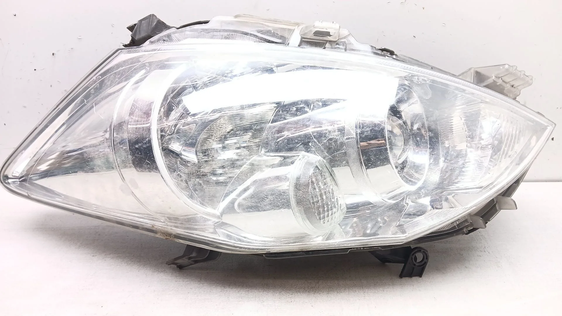 Faro Izquierdo para Toyota Auris (_E15_)