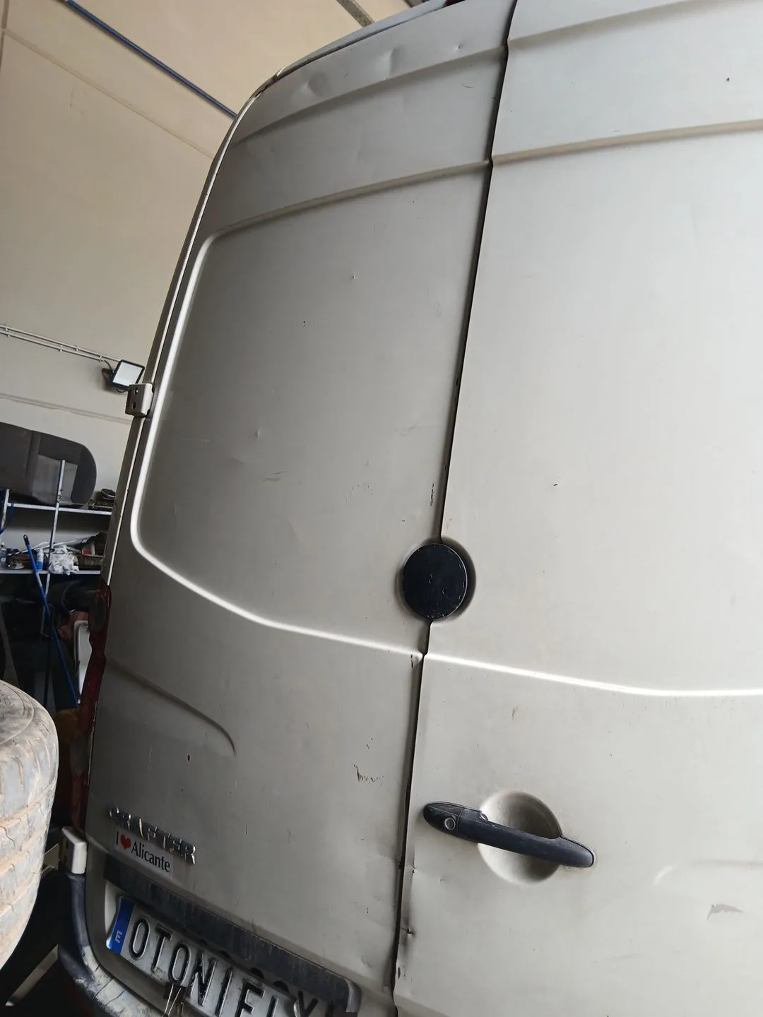 Puerta Trasera Izquierda para Volkswagen Crafter 30-50 Furgoneta (2E_)