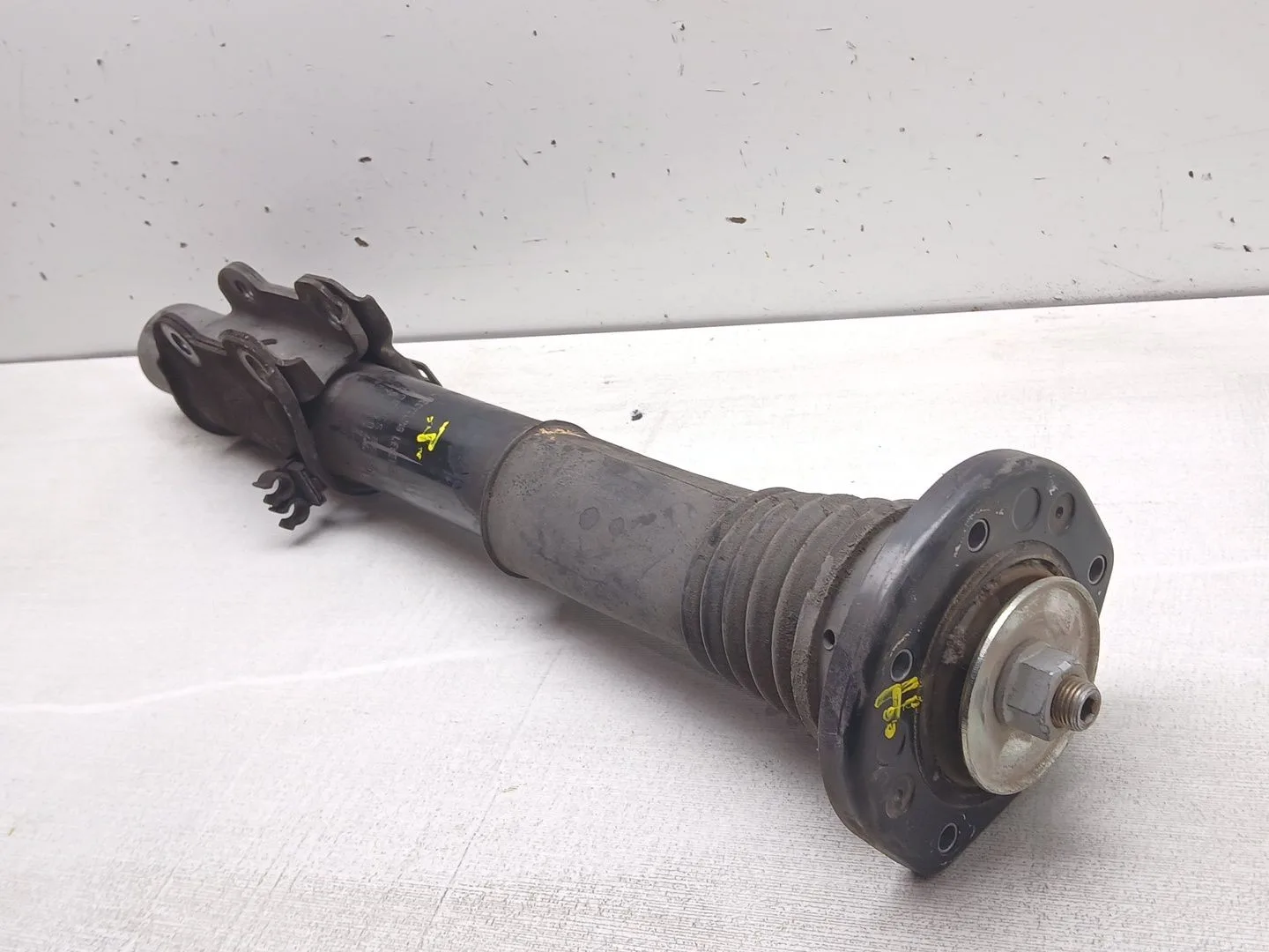 Amortiguador Delantero Izquierdo para Volkswagen Crafter 30-50 Furgoneta (2E_)