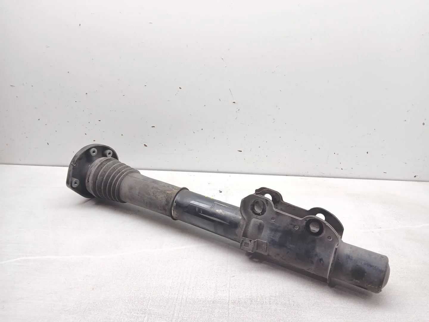 Amortiguador Delantero Izquierdo para Volkswagen Crafter 30-50 Furgoneta (2E_)