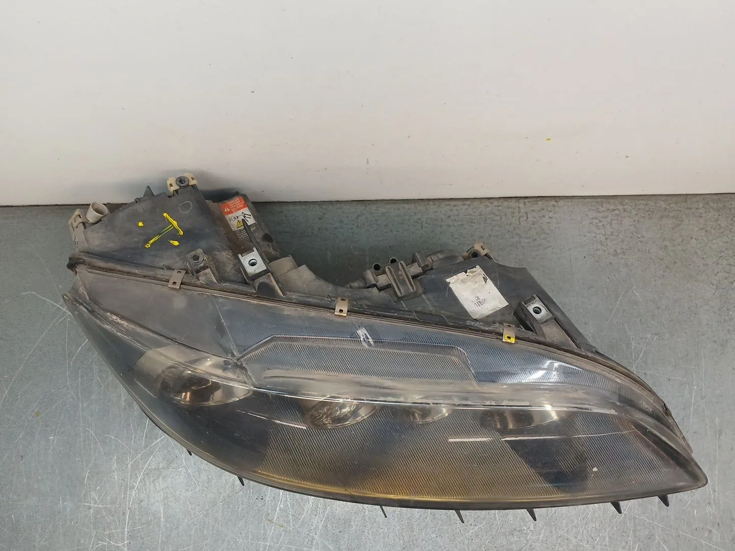 Faro Derecho para Mazda 6 Hatchback (Gg)