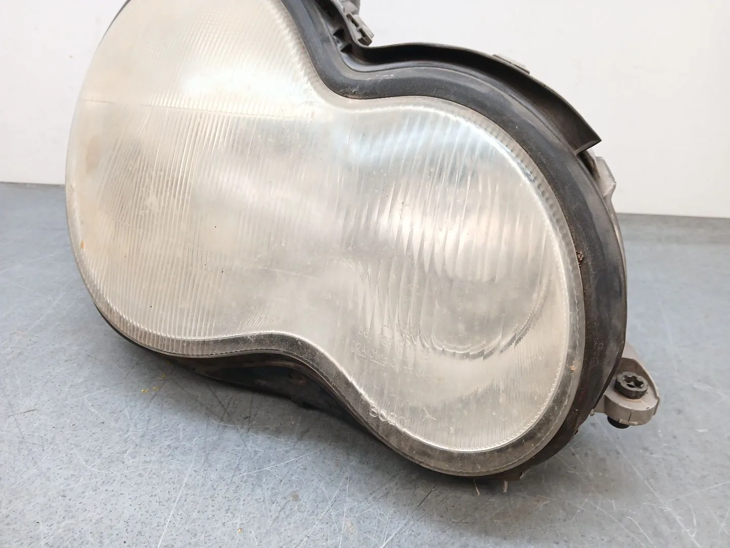 Faro Derecho para Mercedes-Benz Clase C T-Model (S203)