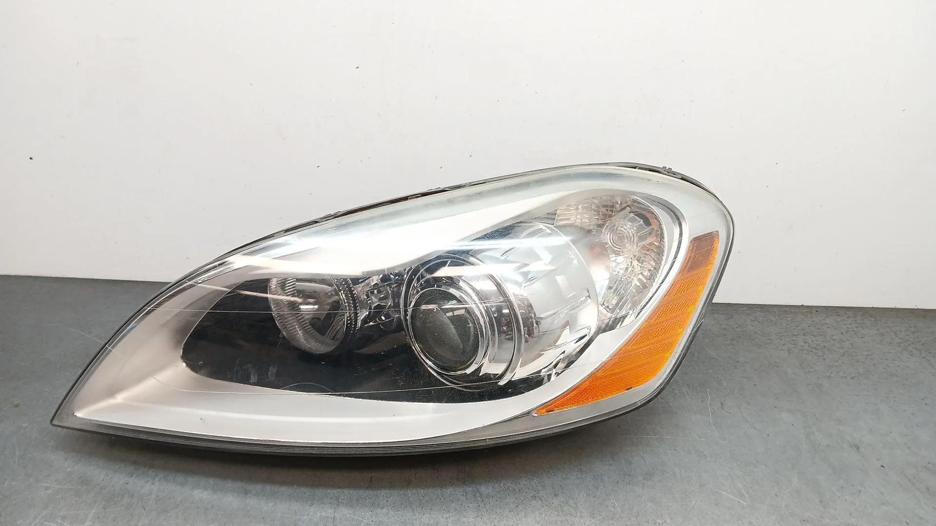 Faro Izquierdo para Volvo Xc60 I Suv (156)