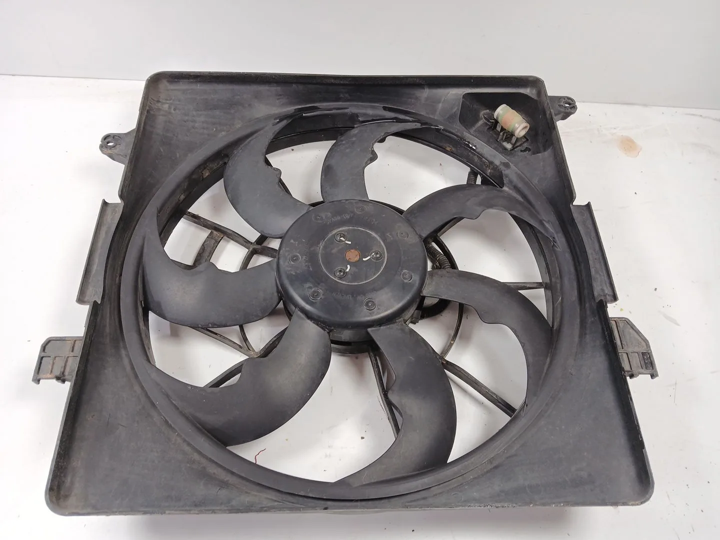 Electroventilador para Hyundai I40 I Cw (Vf)
