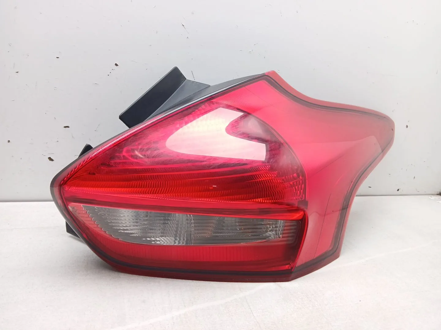Piloto Trasero Derecho para Ford Focus Iii