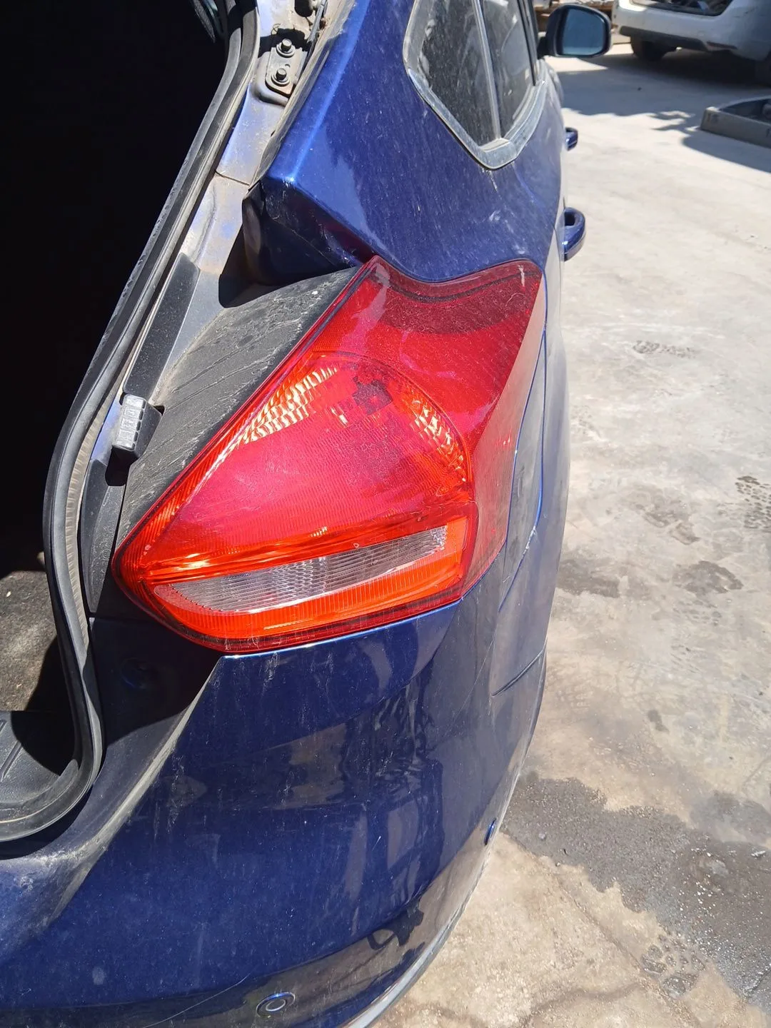 Piloto Trasero Derecho para Ford Focus Iii