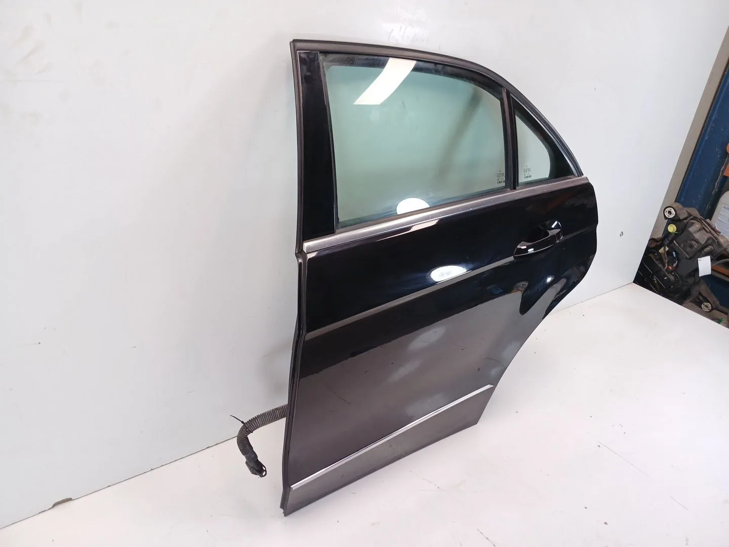 Puerta Trasera Izquierda para Mercedes-Benz Clase E (W212)