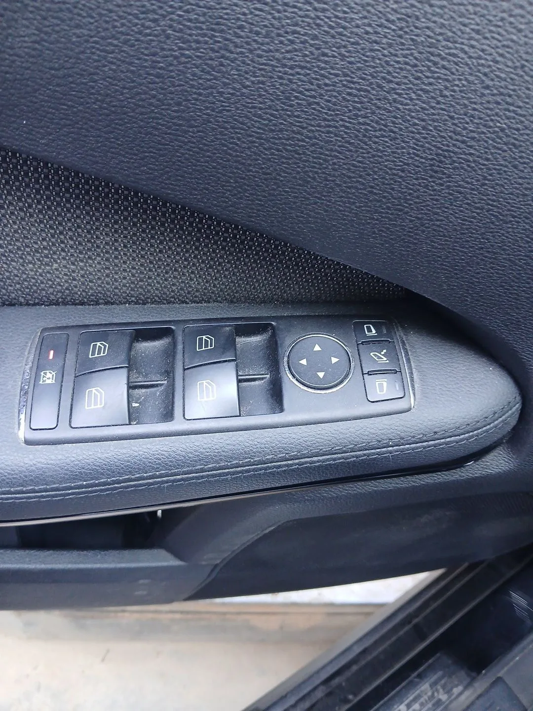 Mando Elevalunas Delantero Izquierdo para Mercedes-Benz Clase E (W212)