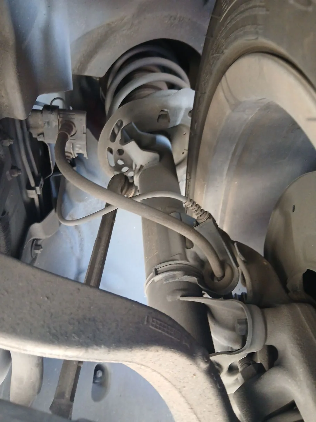Amortiguador Delantero Izquierdo para Mercedes-Benz Clase E (W212)