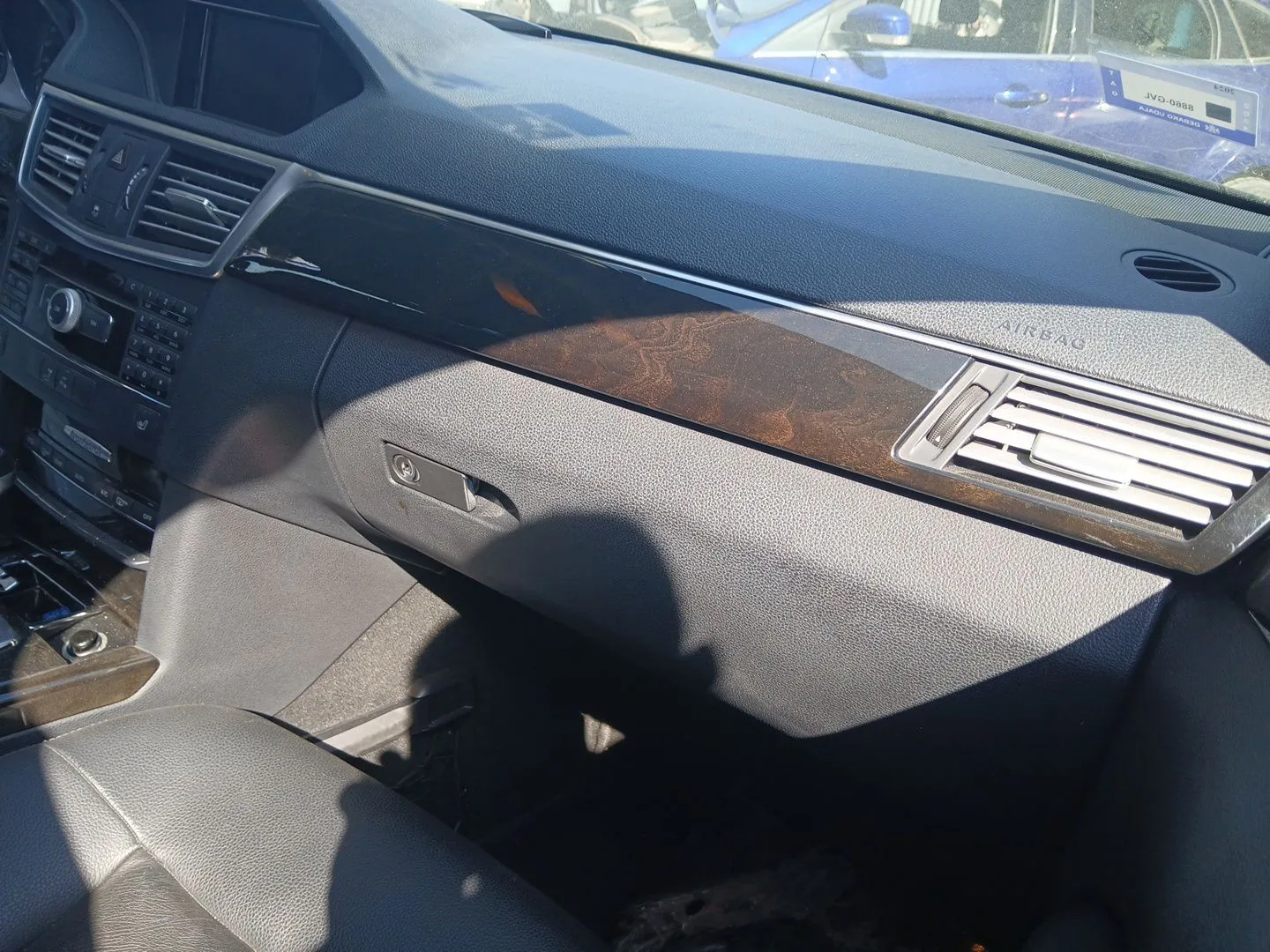 Guantera para Mercedes-Benz Clase E (W212)