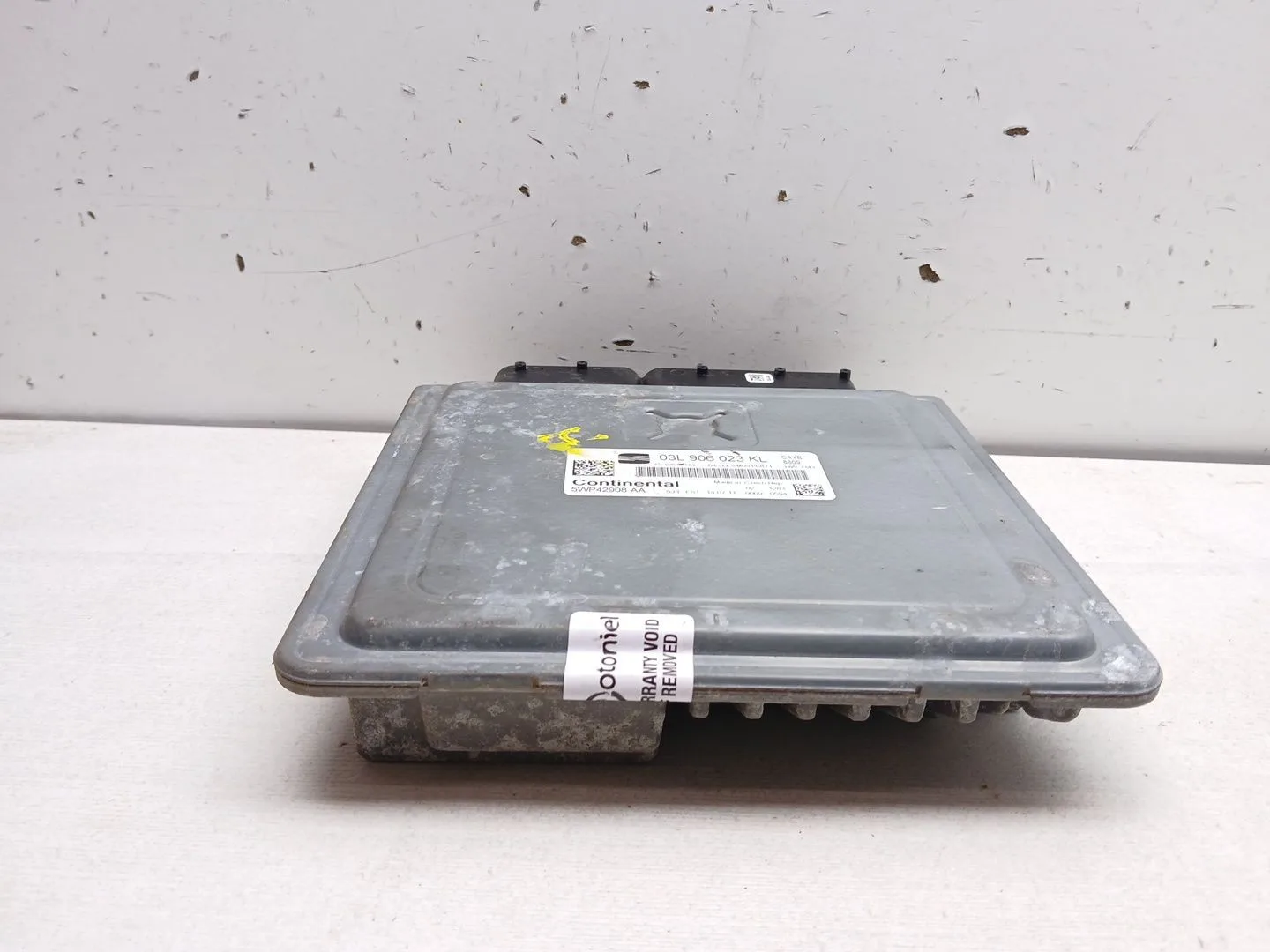 Centralita Motor Uce para Seat Leon (1P1)
