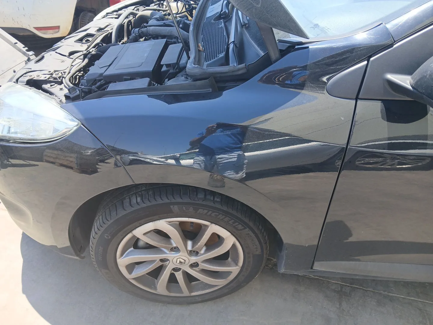 Aleta Delantera Izquierda para Renault Megane Iii Coupe (Dz0/1_)