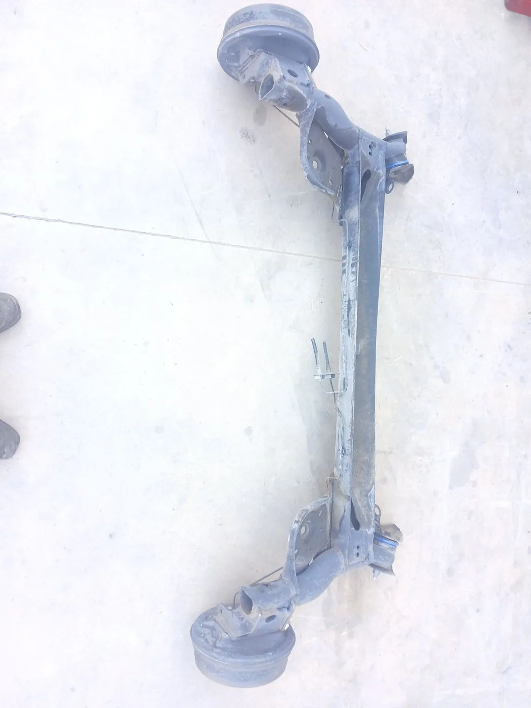 Puente Trasero para Dacia Duster (Hm_)